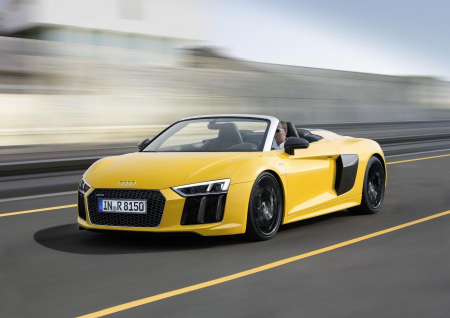  Audi R8 Spyder V10 2016 года  (WW) (фото 40 из 61)